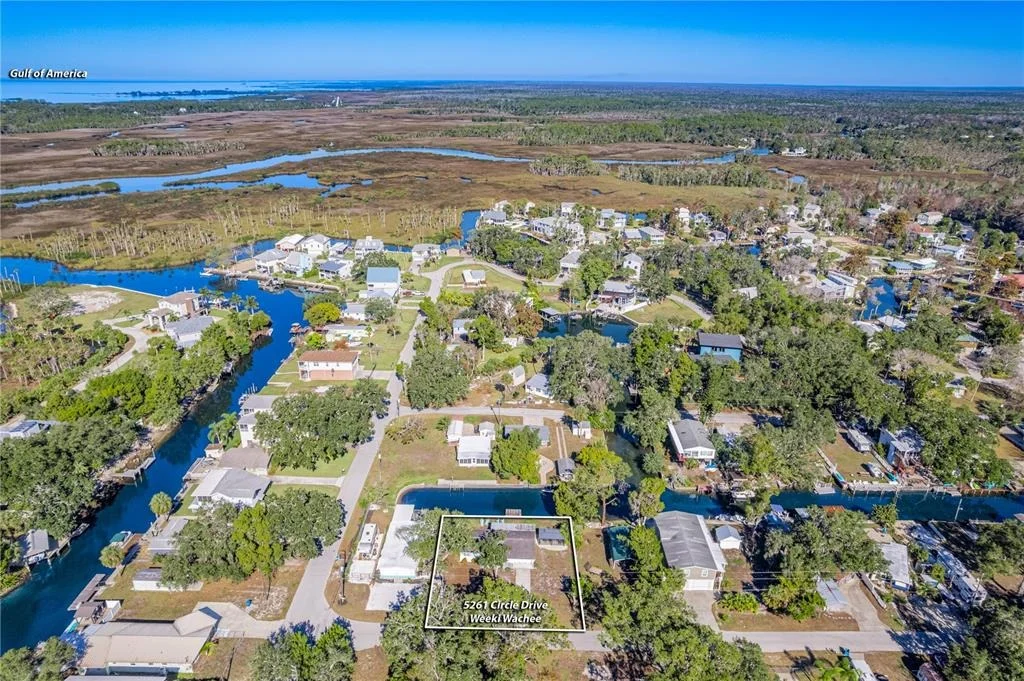 Photo of 5261 CIRCLE DRIVE