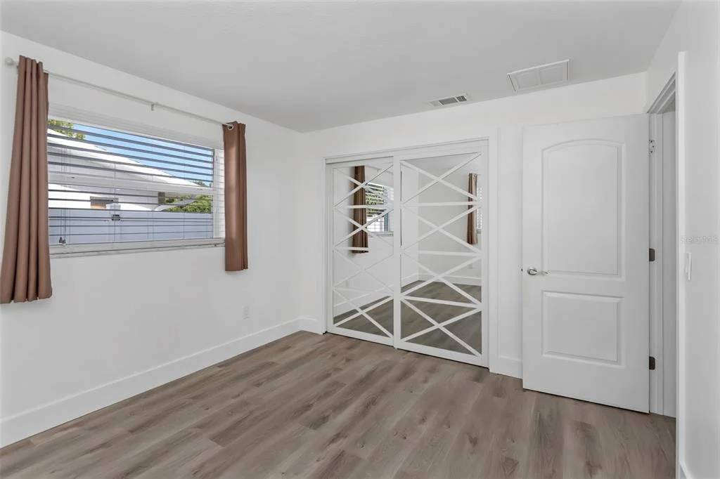Photo of 1071 SUEMAR ROAD