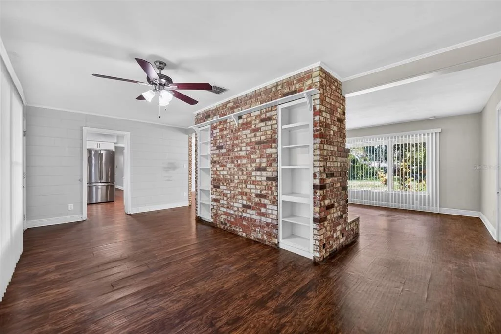 Photo of 351 STARLING ROAD