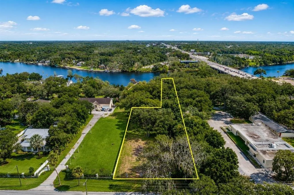 Photo of RIVERVIEW DRIVE