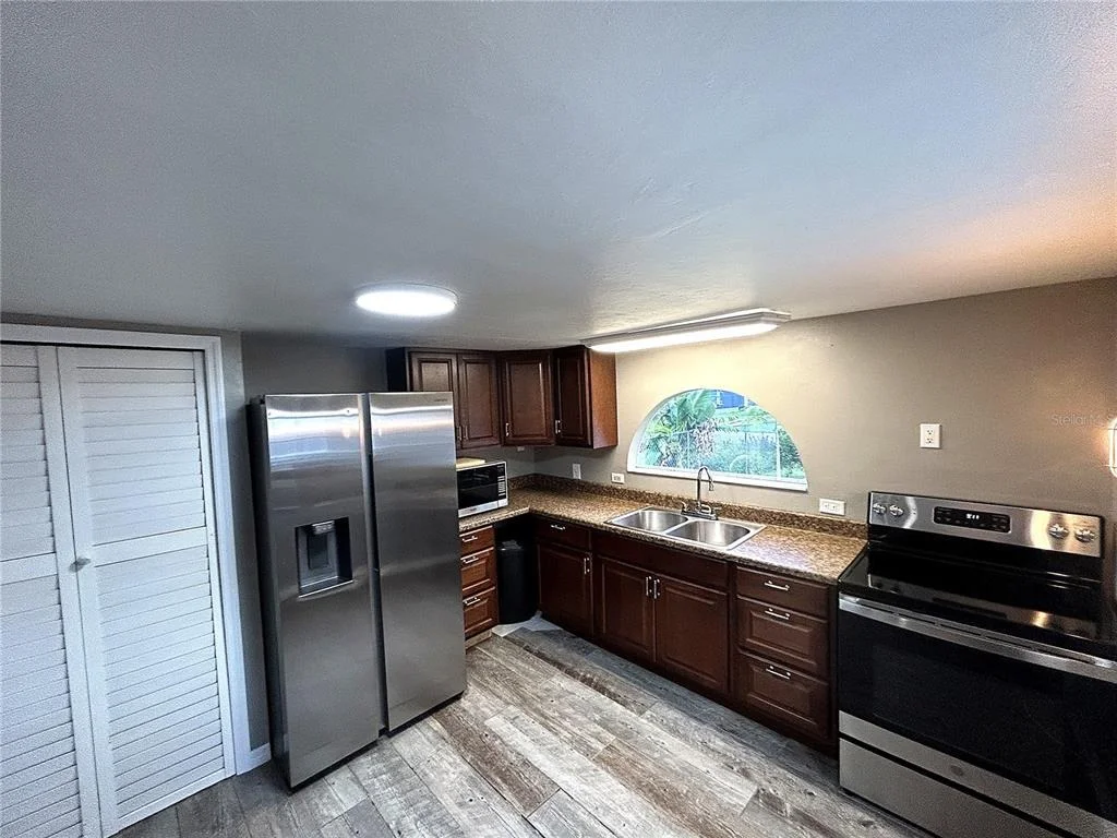 Photo of 5489 MEADOWLARK LANE