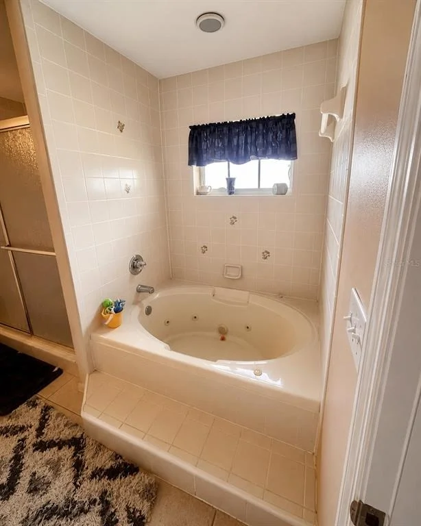 Photo of 52 REDWOOD TRACE