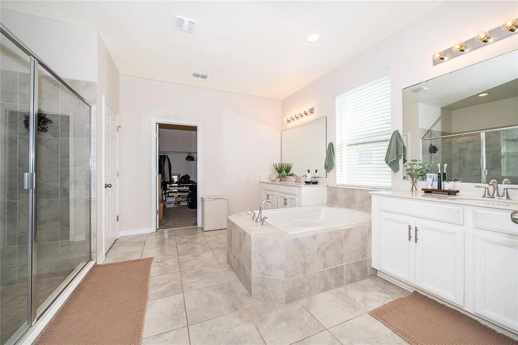 Photo of 1787 CHATSWORTH CIRCLE