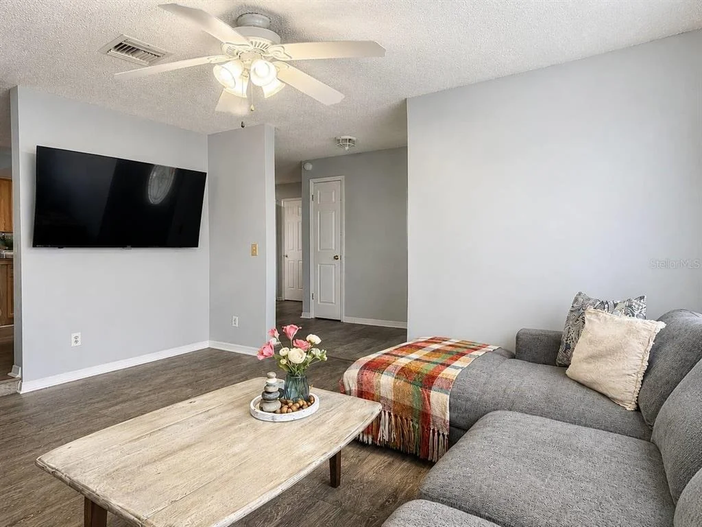 Photo of 290 HILLSIDE DRIVE