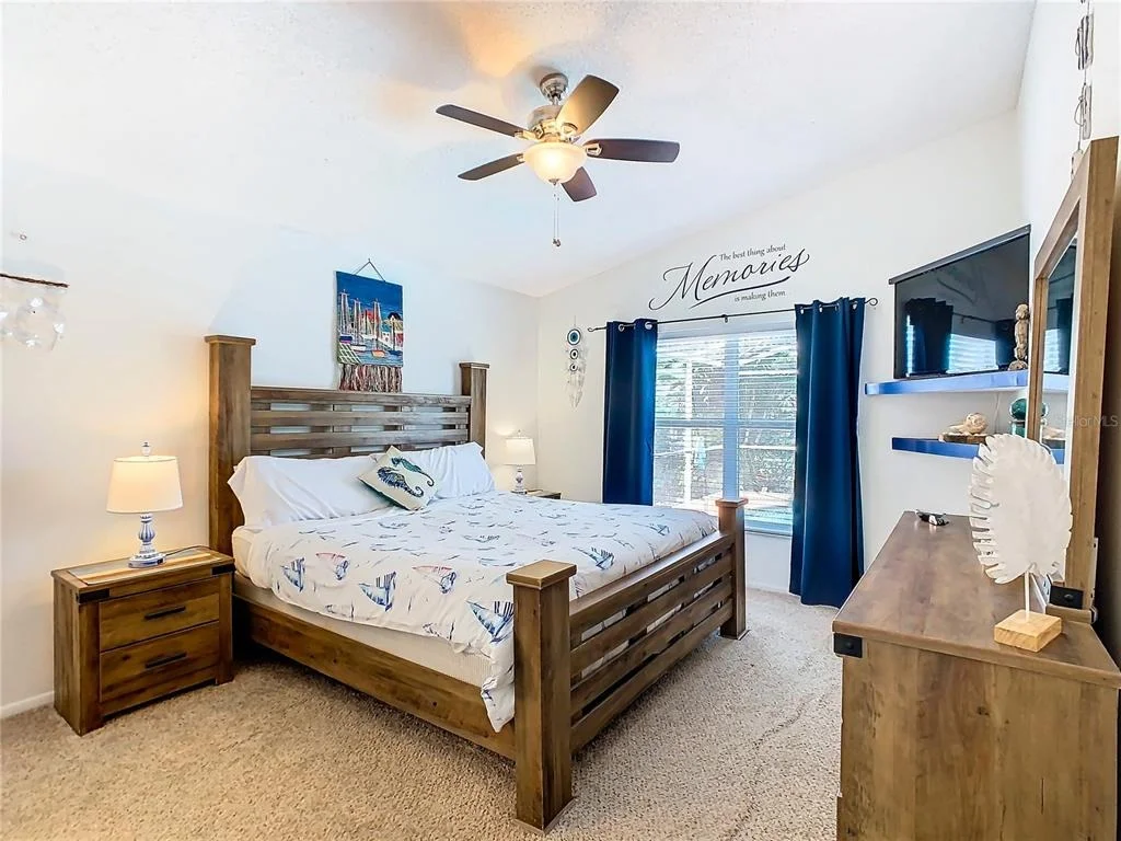 Photo of 114 CASTLEMAIN CIRCLE