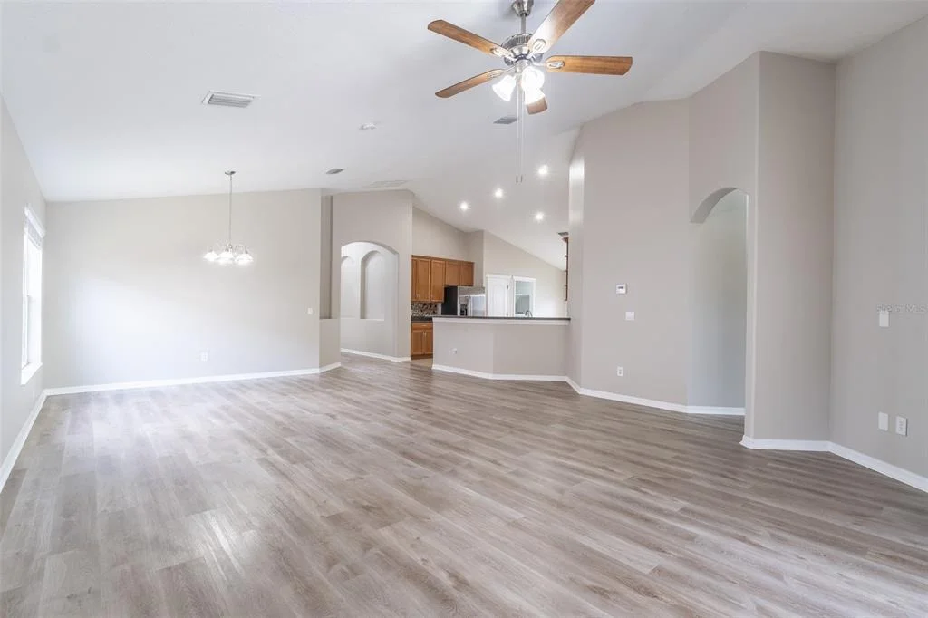 Photo of 6806 GUILFORD CREST DRIVE