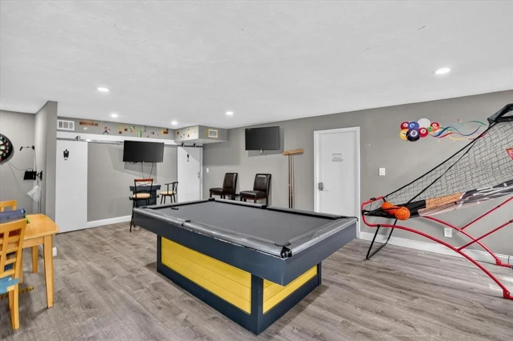 Photo of Unit 310 at 4001 BENEVA ROAD