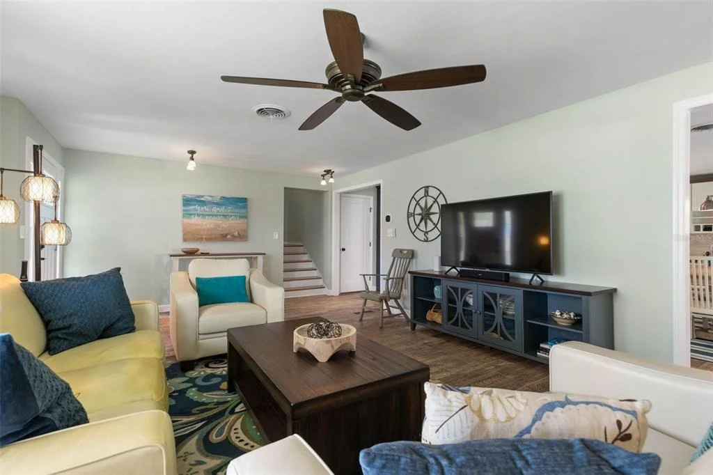 Photo of 76 BANYAN DRIVE