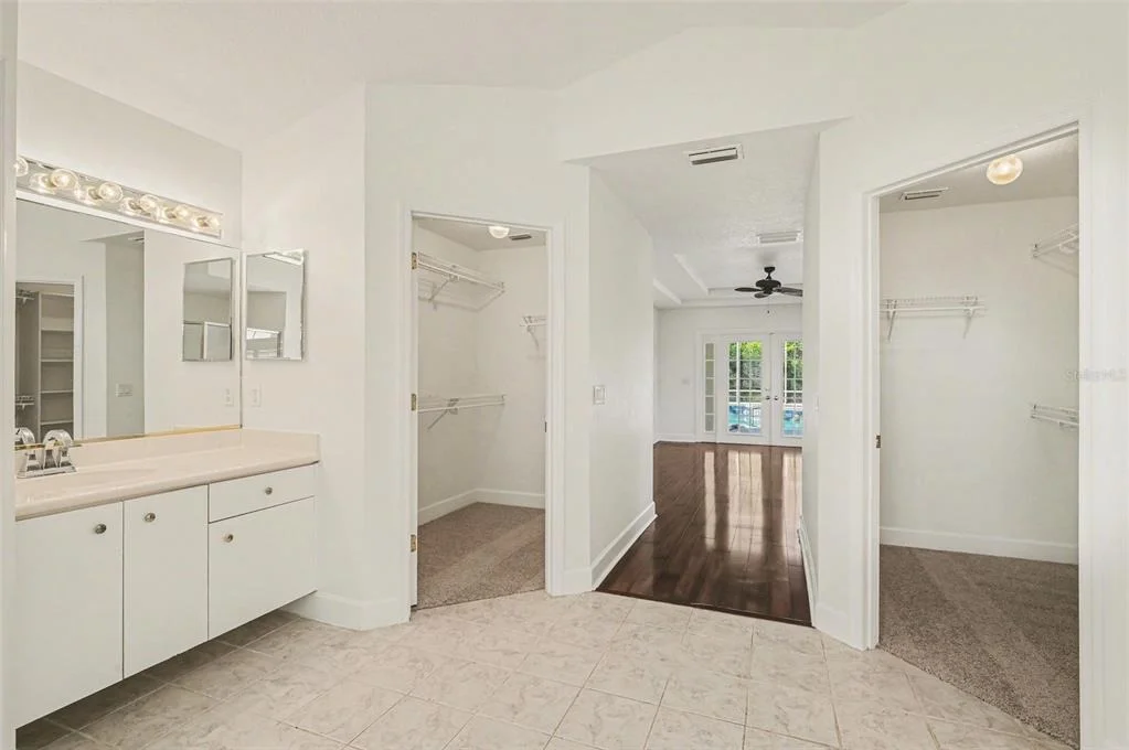 Photo of 8 FOX CLIFF WAY