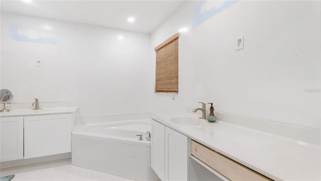 Photo of 132 CHESTNUT CIRCLE