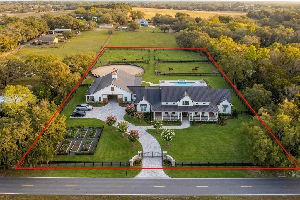 Photo of 8236 WIRE ROAD