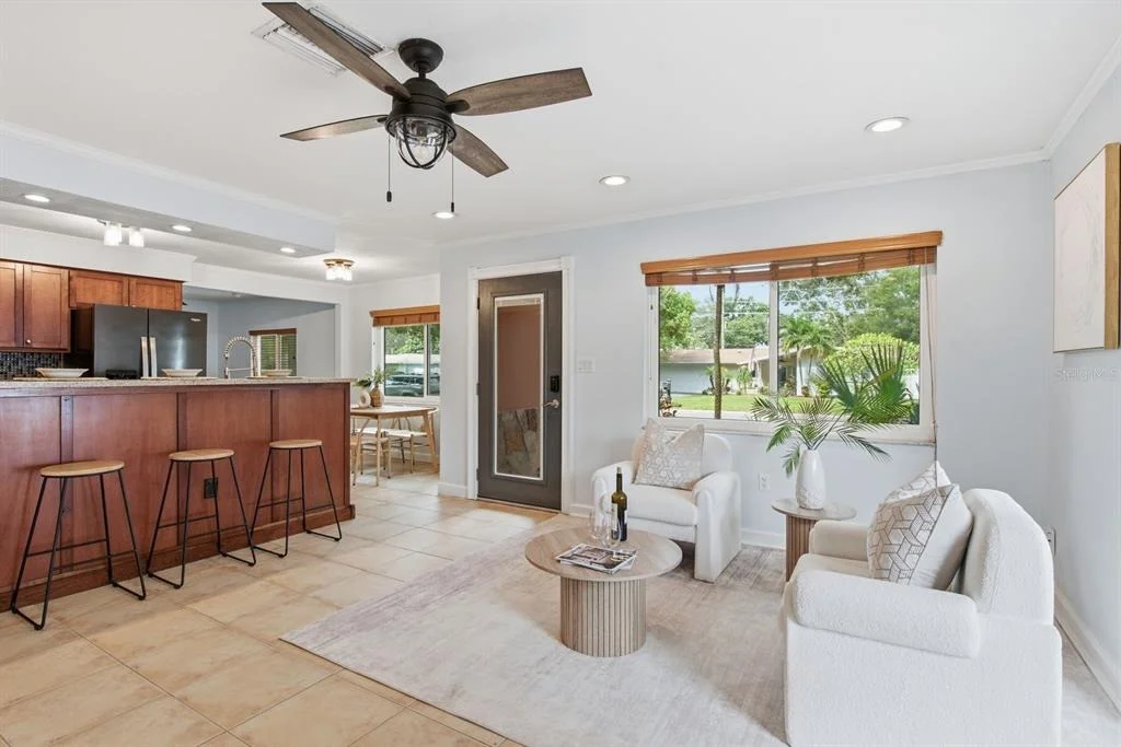 Photo of 961 LEXINGTON DRIVE