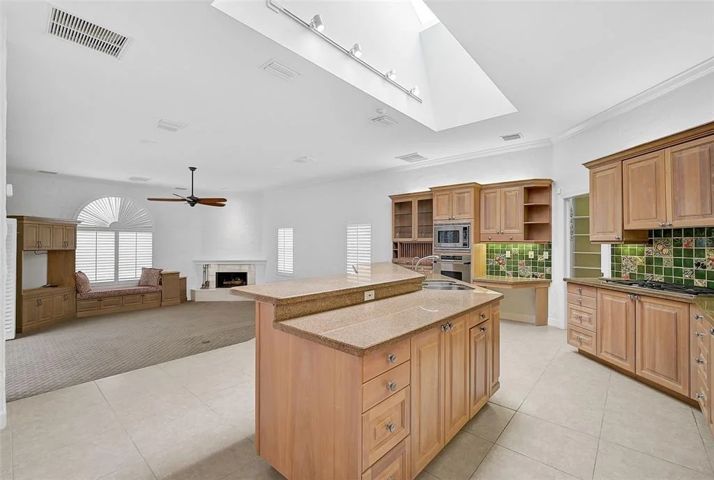 Photo of 909 MACEWEN DRIVE