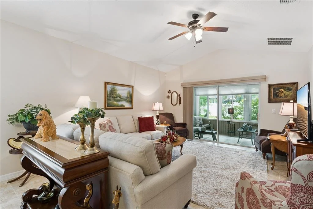 Photo of 518 CADIZ LOOP