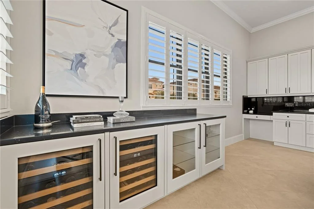 Photo of 355 OCEAN CREST DRIVE