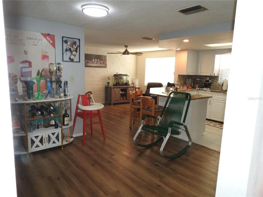 Photo of 1324 VIKING DRIVE