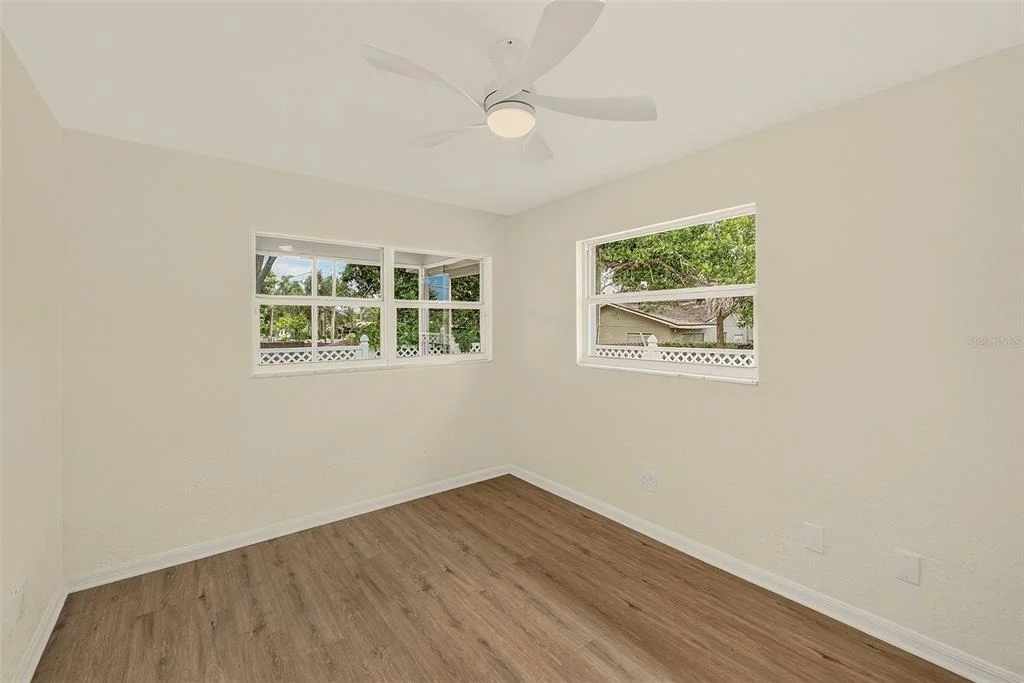 Photo of 833 TALLOWOOD DRIVE