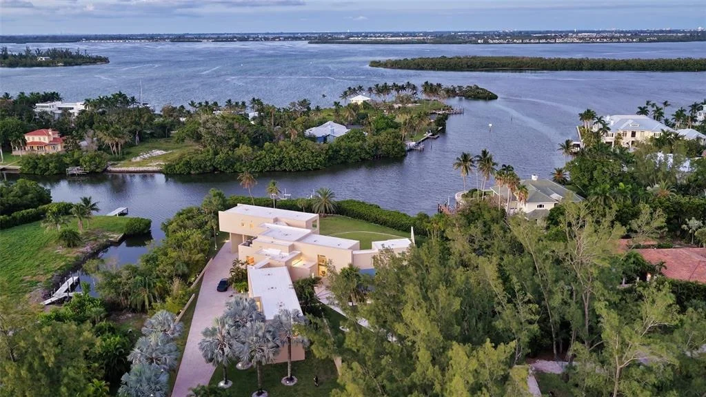 Photo of 6610 GULF OF MEXICO DRIVE