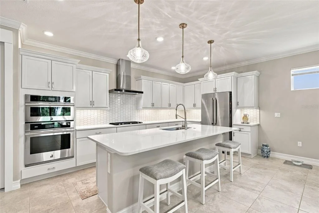 Photo of 4582 NW 57TH AVENUE