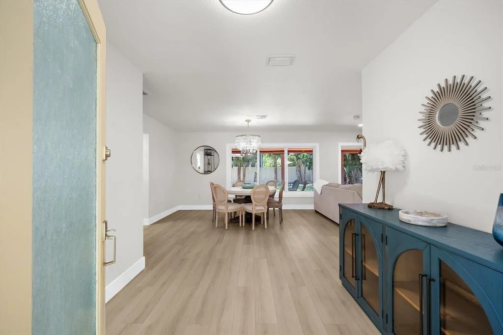 Photo of 730 BAY ESPLANADE