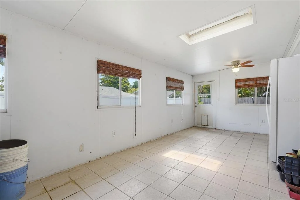 Photo of 1634 DALE CIRCLE N