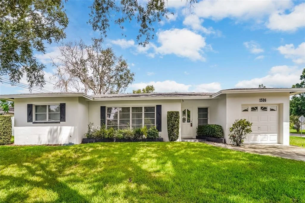 Photo of 1326 ST THOMAS DRIVE