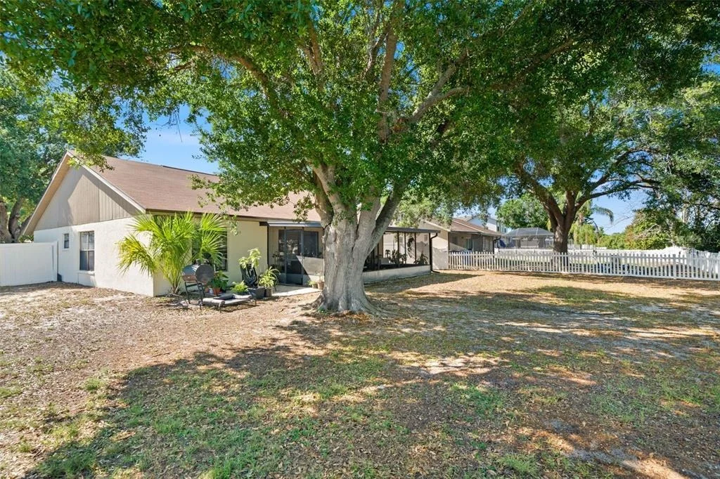 Photo of 12908 LONGCREST DRIVE