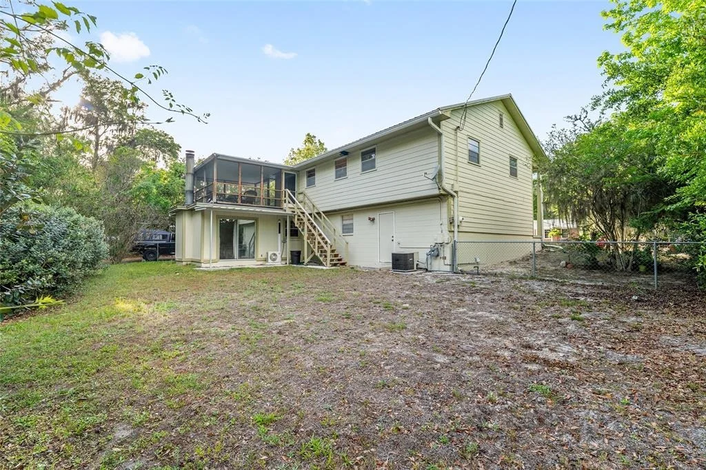 Photo of 505 NW 37TH PLACE