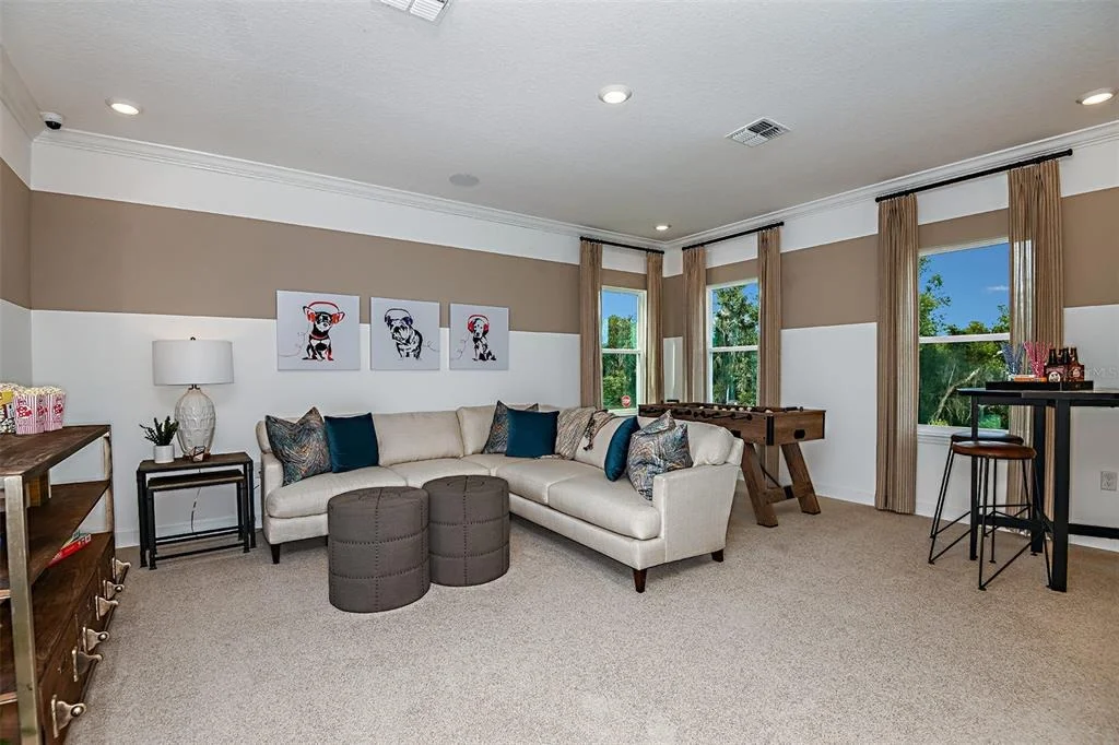 Photo of 19354 LOCHSIDE LANE