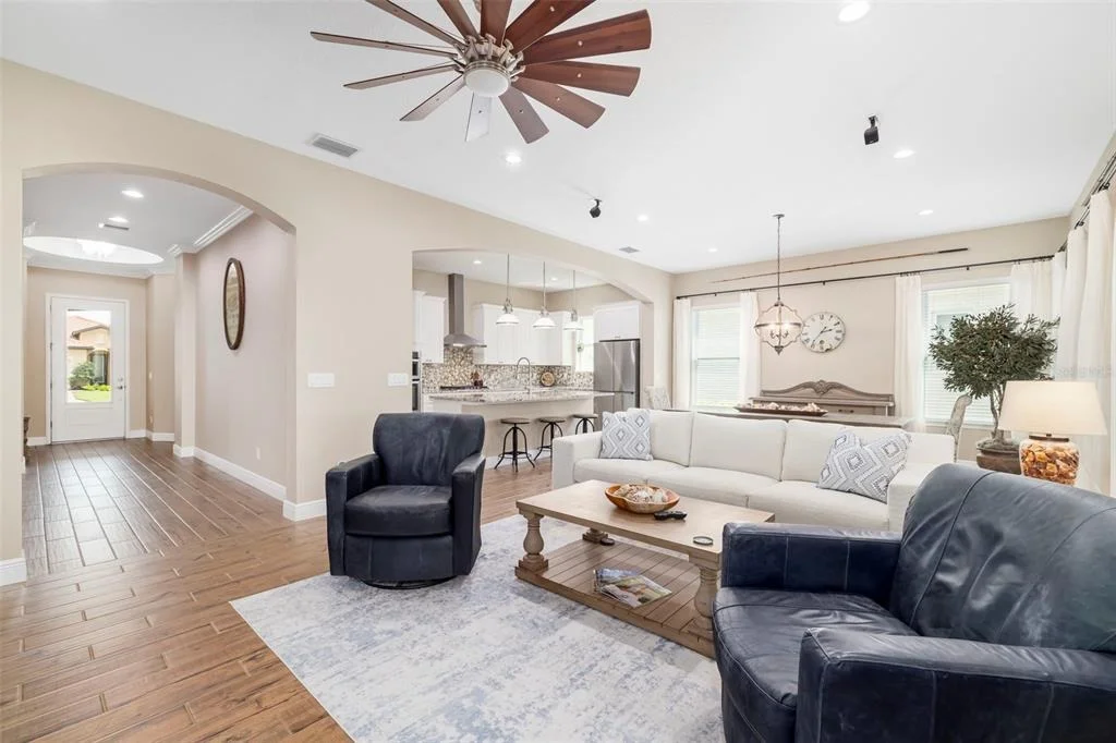 Photo of 10107 CARNOUSTIE PLACE