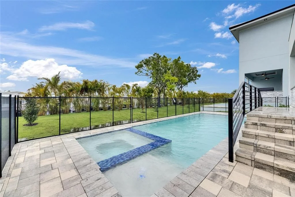 Photo of 6528 SIMONE SHORES CIRCLE