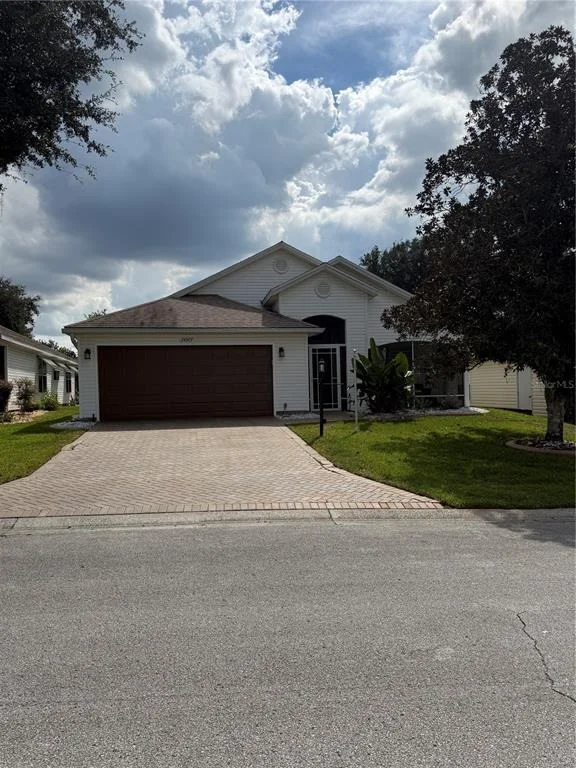 Photo of 24907 CRANES ROOST CIRCLE