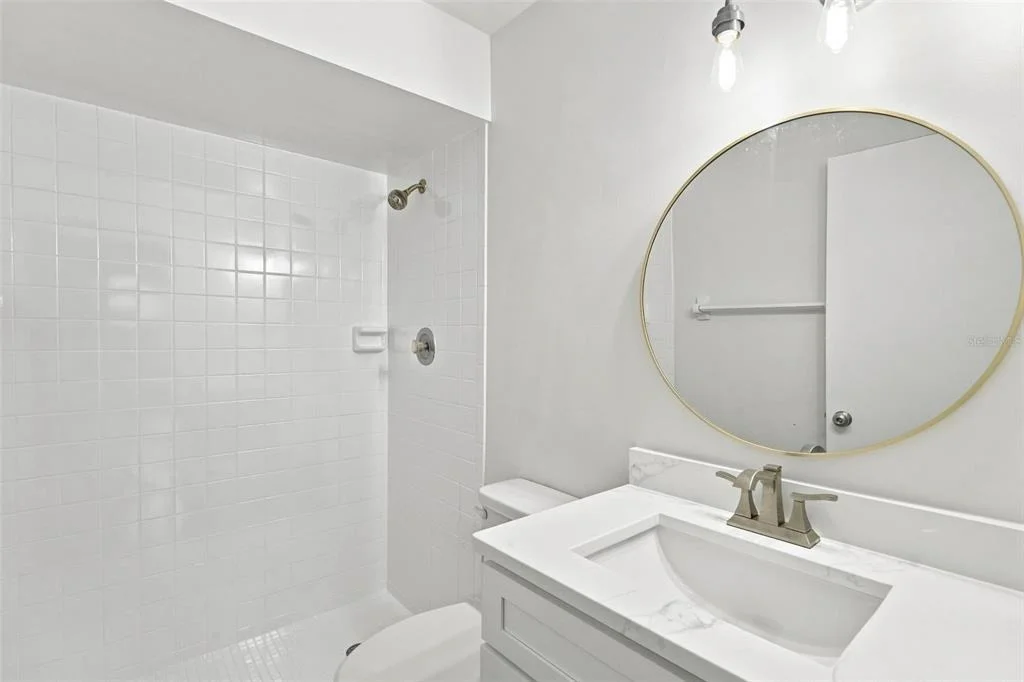 Photo of 723 OAK MANOR CIRCLE
