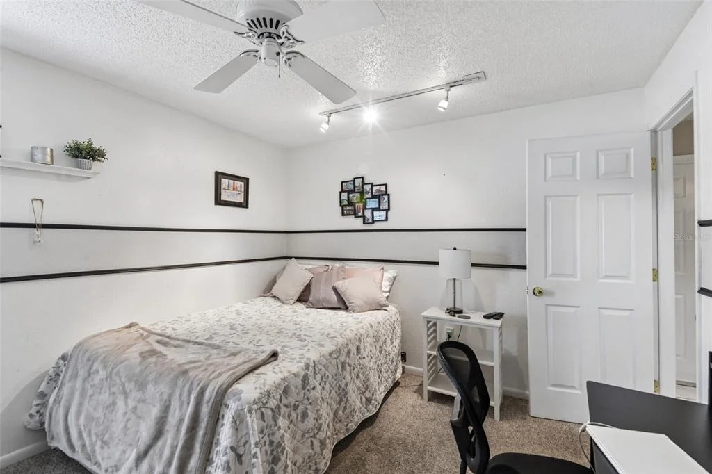 Photo of 12596 93RD WAY