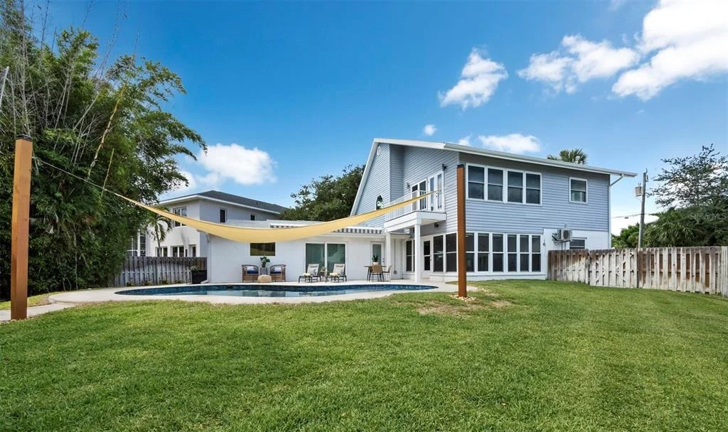 Photo of 430 ISLAND CIRCLE