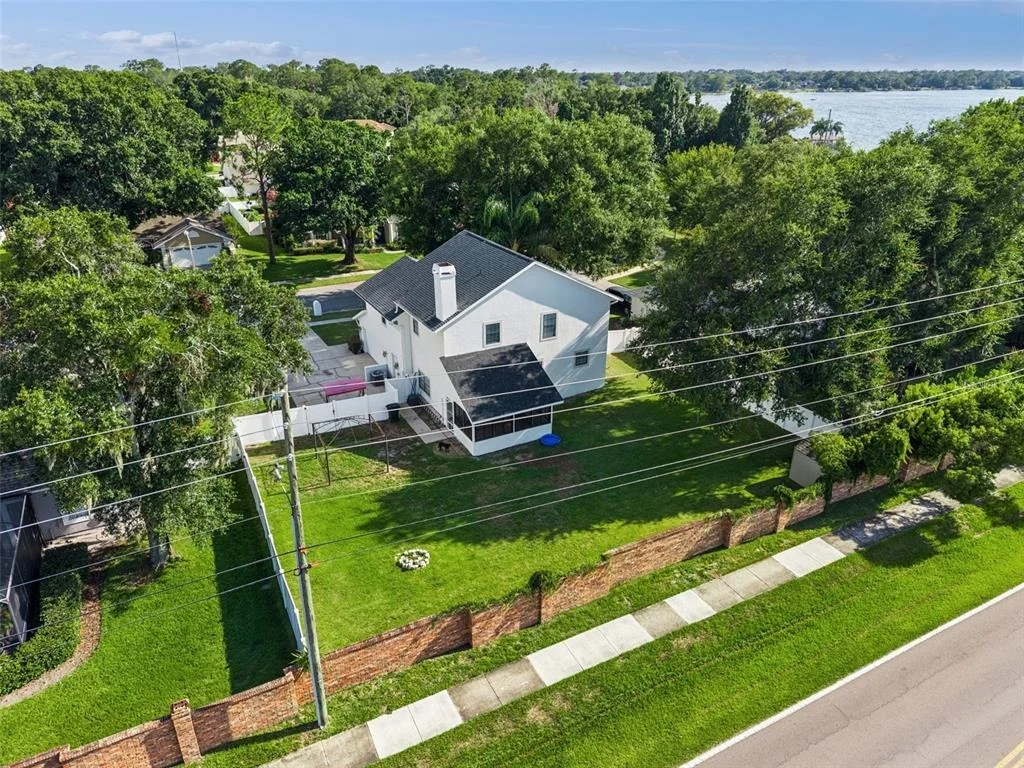 Photo of 1458 ROYAL CIRCLE