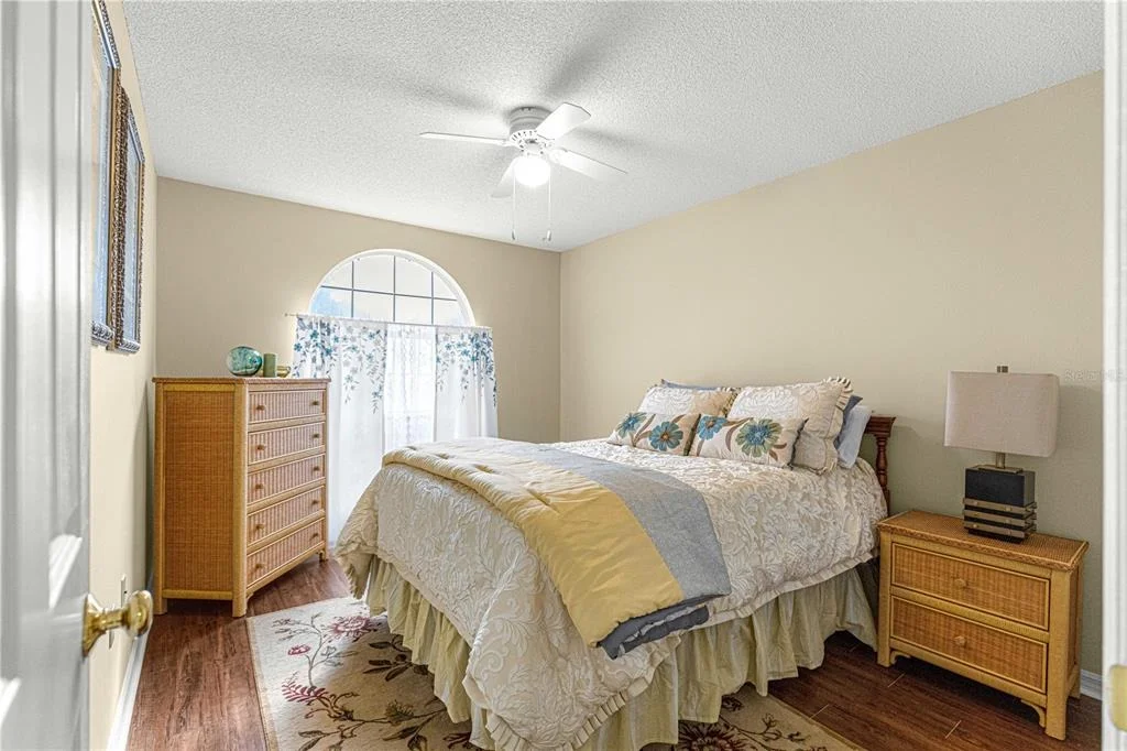 Photo of 2409 SE 18TH CIRCLE