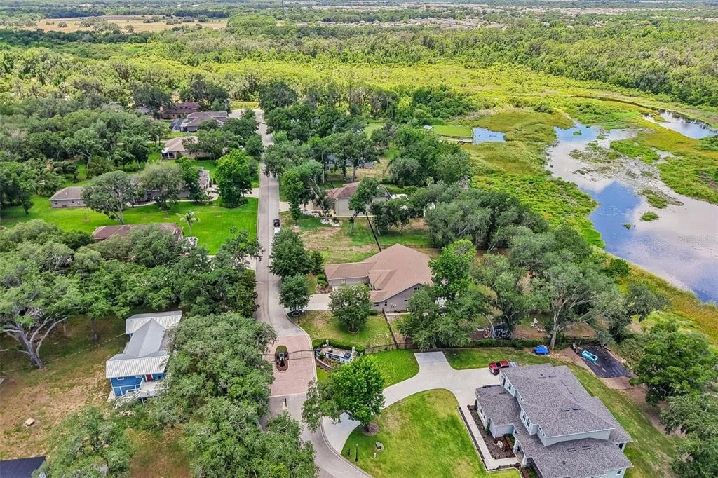 Photo of 11325 HIDDEN VALLEY LANE