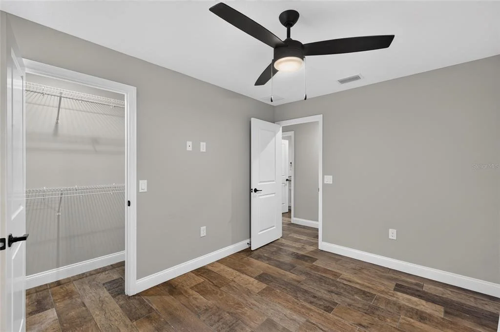 Photo of 6631 THORNHILL ROAD