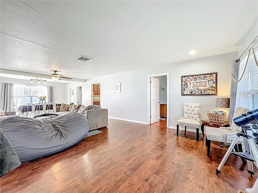 Photo of 1521 BANYAN DR.