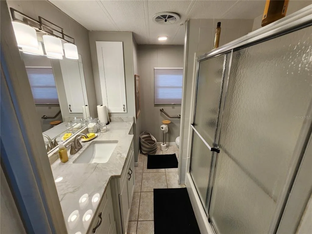 Photo of 5316 CHATEAU LANE