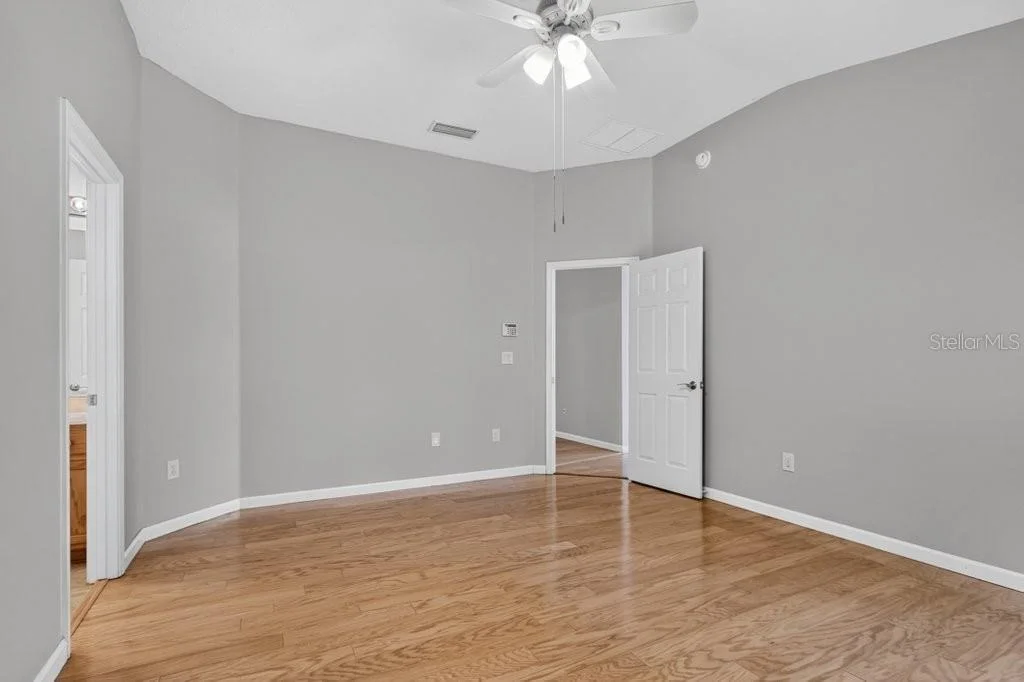 Photo of 828 CRYSTAL SPRING WAY