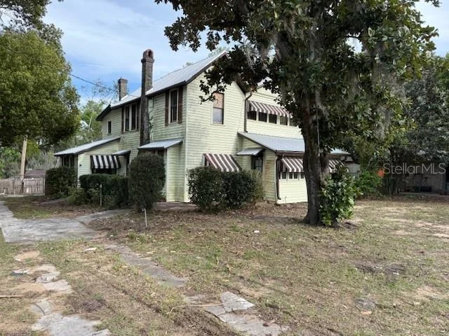 Photo of 1600 E LAKEVIEW AVENUE
