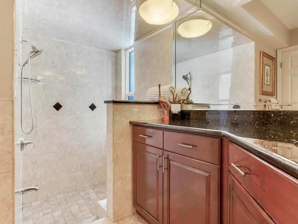Photo of Unit B at 210 DOLPHIN POINT