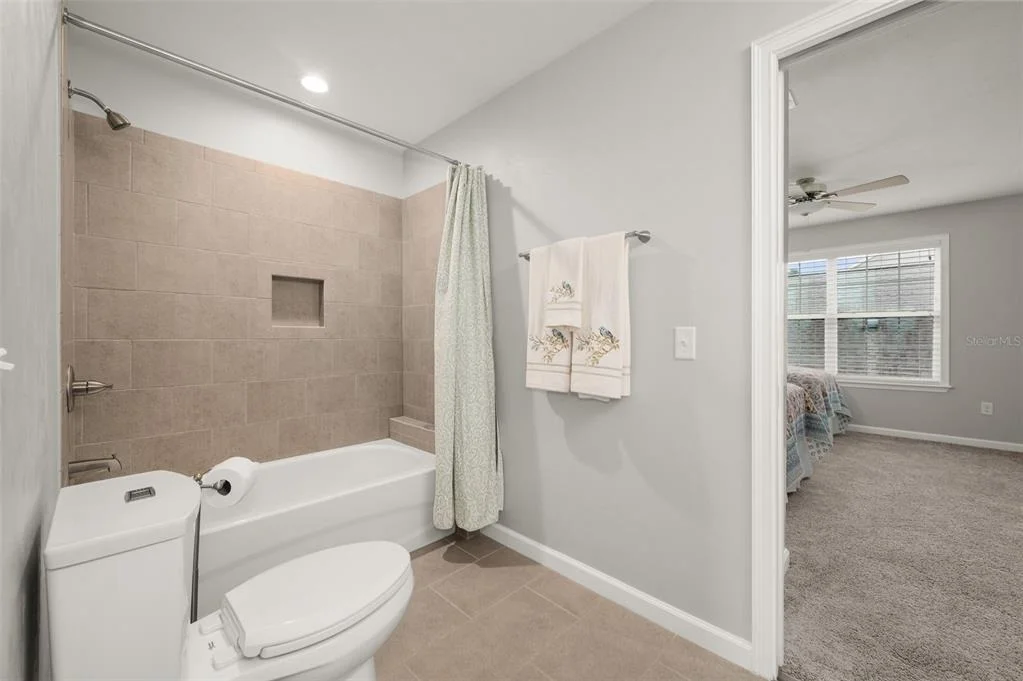 Photo of 1402 NW 121ST WAY
