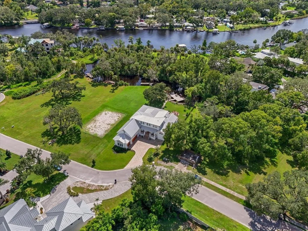 Photo of 8317 ALAFIA POINTE DRIVE