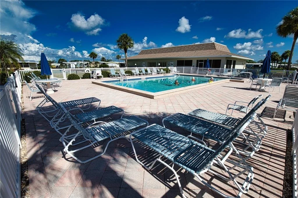 Photo of 512 LA PLAYA CIRCLE