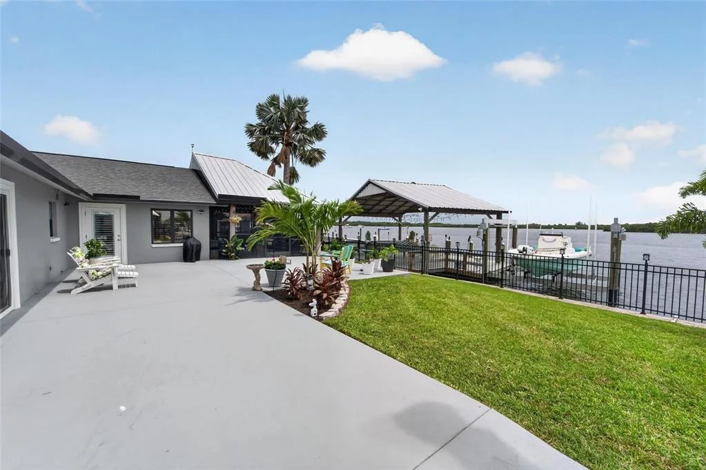 Photo of 3422 W SHELL POINT ROAD