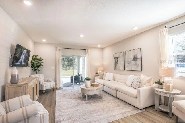 Photo of 8631 OAKSTONE CIRCLE