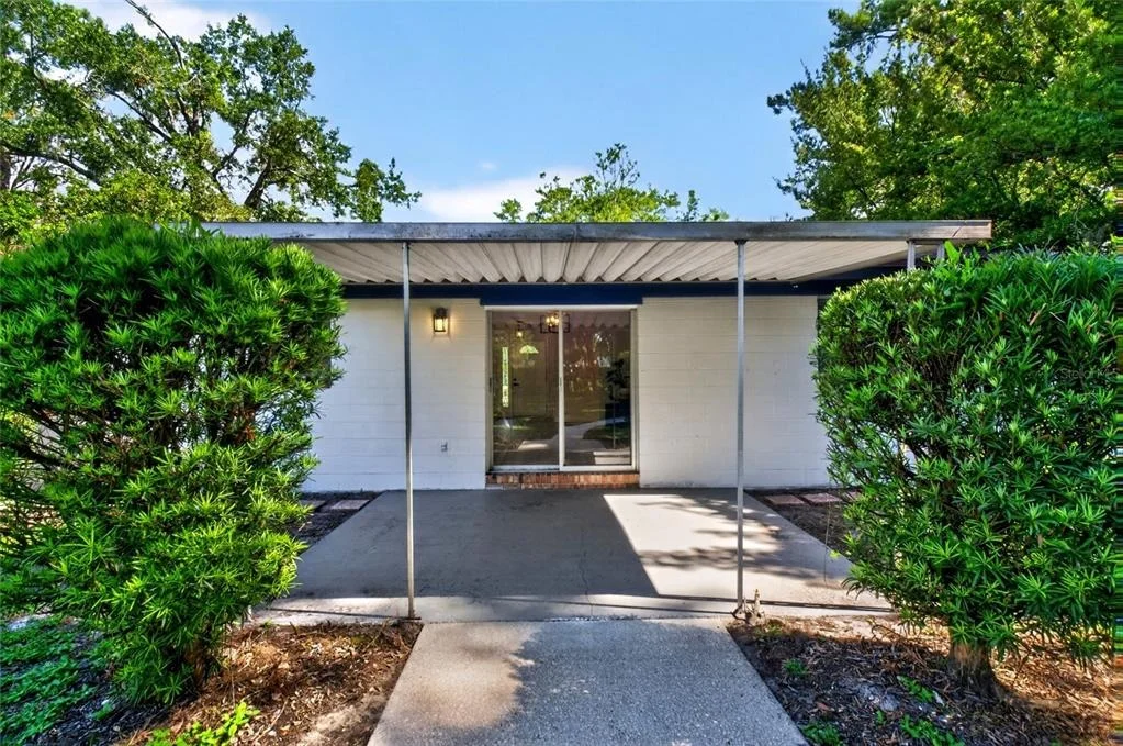 Photo of 5212 CLARENDON ROAD